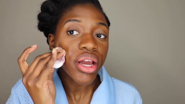 How to Use Micellar Water | Gentle Eye Makeup Remover | Garnier SkinActive Micellar Cleansing Water смотреть онлайн