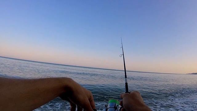 Ловля на спиннинг Champion Rods Backwater Micro Jig 702UL с разными весами приманок