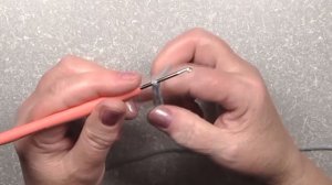Первая петля(для левшей). Вязание крючком. First loop. Crochet for beginners(left-handed)