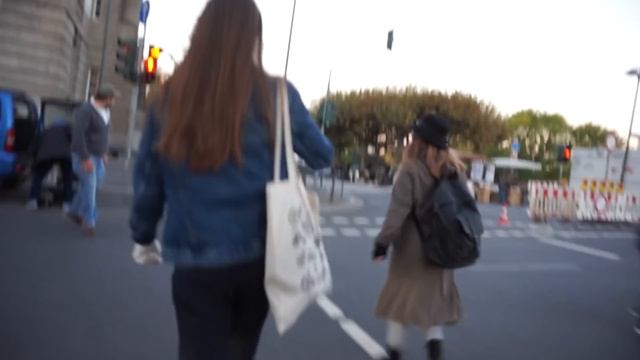 ЧТО Я ЕЛА В ПОЕЗДКЕ? Традиционная Еда, Сыр Бри и Мороженое || Alyona Burdina смотреть онлайн