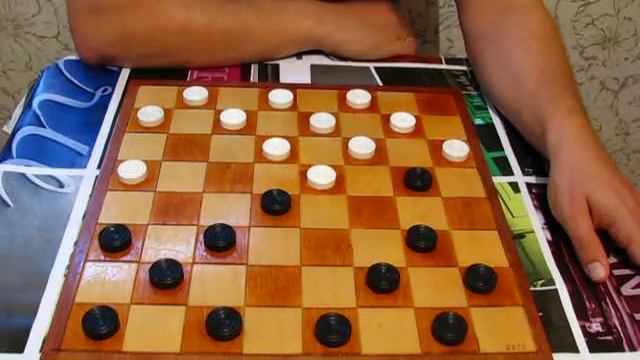 Видеоурок для начинающих - комбинации в шашках. Video for beginners - сombinations in draughts ШАШК смотреть онлайн