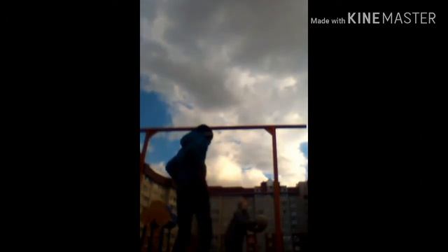 Играем в пионер бол на улице #пионербол смотреть онлайн