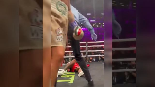 Caleb Plant knocks Anthony Dirrell, senseless #boxing #calebplant #anthonydirrell #ko смотреть онлайн