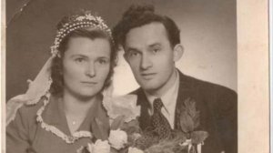 Реза́-шах Пехлеви́ - Царица Ева
