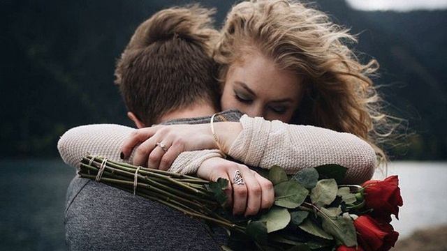 Нельзя. Автор стихов Любовь Бурнашева. Музыка и исполнение Николай Саллас
