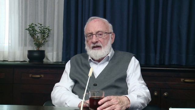 Мужчинам, как и женщинам, всегда 18 лет смотреть онлайн