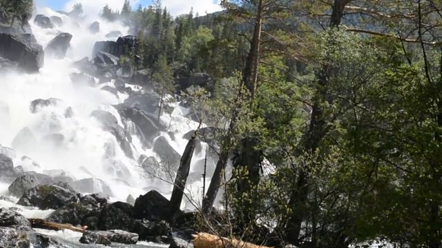 Горный Алтай - Каскадный водопад Учар - июнь 2014 год смотреть онлайн