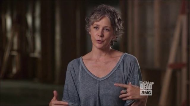 Talking Dead - Melissa McBride on reuniting with Norman Reedus смотреть онлайн