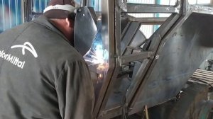 Установка полос под стёкла кабины трактора