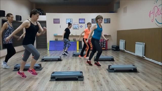 фитнес зал Profit Step dance ВЕСНА 1 смотреть онлайн