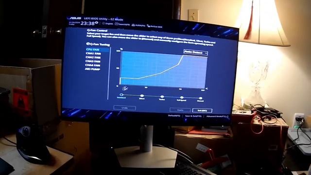 20 Connecting Peripherals (Monitor, Keyboard, Mouse), and basic BIOS settings - PC Building Series смотреть онлайн