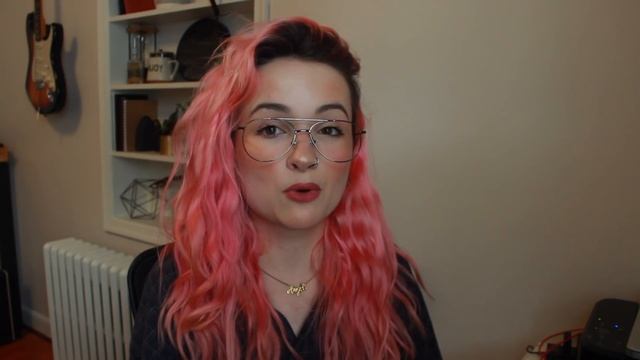 HOW TO SLEEP WITH WAVY HAIR / HOW TO AVOID STRINGY WAVES / WAVY HAIR Q&A смотреть онлайн