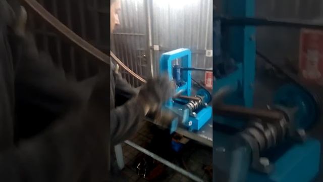 Трубогиб ручной для профильной трубы смотреть онлайн