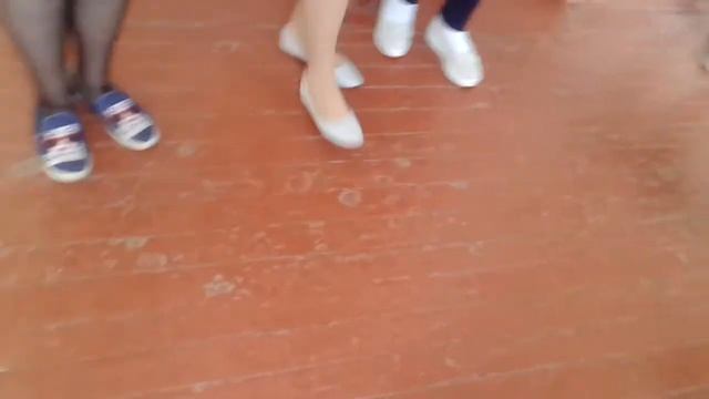 Школа+ноги=.............