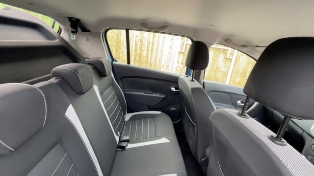 Dacia Sandero Stepway 0.9 TCe Laureate Euro 6 (s/s) 5dr смотреть онлайн