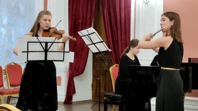 А.Маковская - Вариации для флейты, скрипки и фортепиано A.Makovskaya - Variations for trio смотреть онлайн