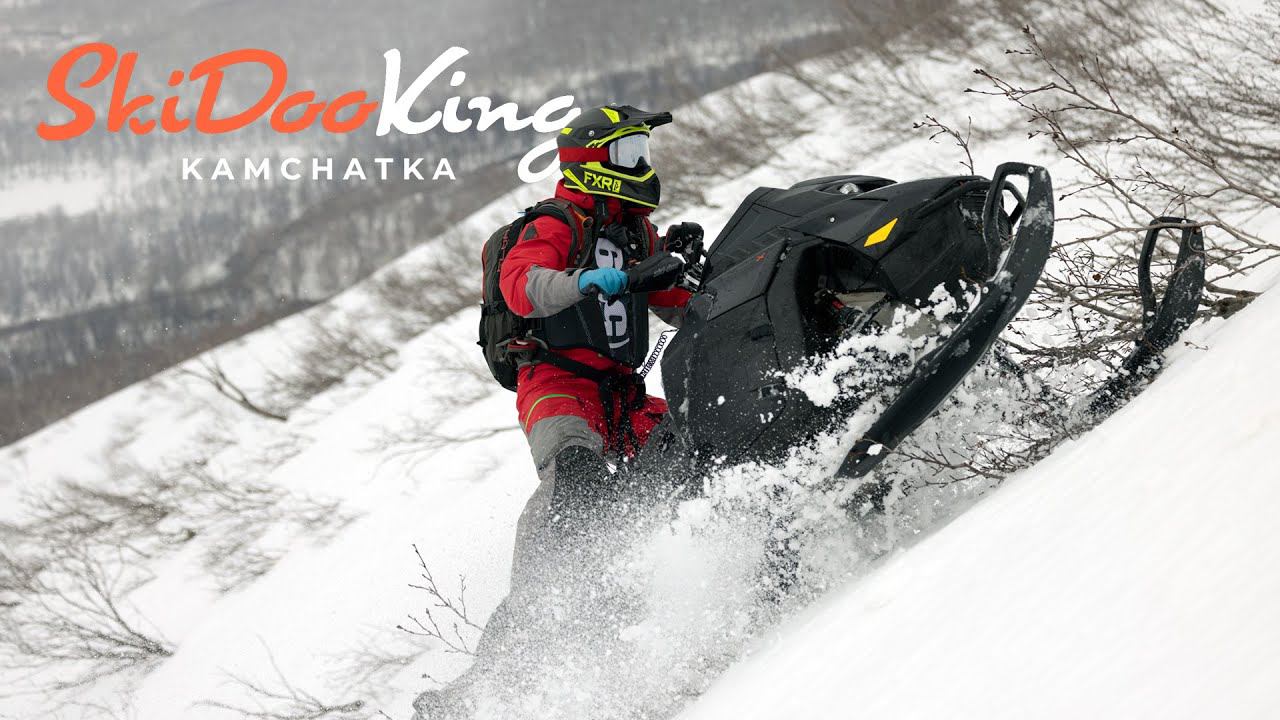 Skidooking Kamchatka