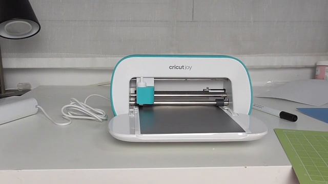 CRICUT JOY unboxing primeras pruebas SUBTITULADO смотреть онлайн