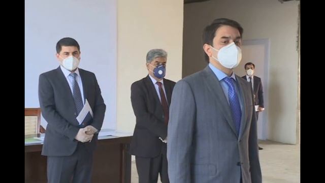 Рустам Эмомали поручил организовать круглосуточное строительство школ и детсадов в Душанбе смотреть онлайн