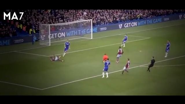 Тибо Куртуа против Давид Де Хеа - Лучшие сейвы - Кто лучше? - 2015 смотреть онлайн