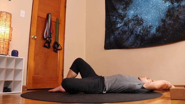 MOBILITY & FLOW Primal Movement Bodyweight Workout смотреть онлайн