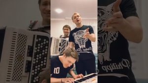 Айдар Ракипов туры эфирда концерт куя.