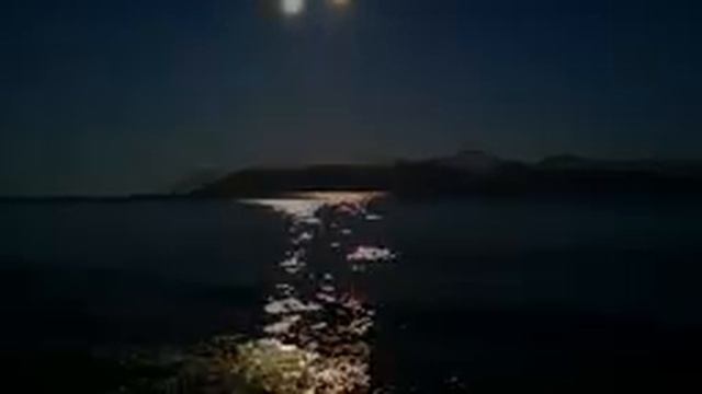 НОЧНОЙ БРИЗ МОРЯ. ЗВУКИ ВОЛН НОЧНОГО МОРЯ ДЛЯ СНА, ДЛЯ МЕДИТАЦИИ, ДЛЯ РЕЛАКСАЦИИ. смотреть онлайн