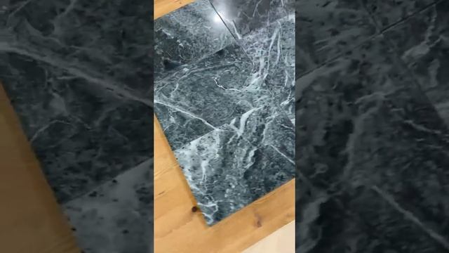 Плитка 300х200 мм для бани и сауны из природного зеленого камня серпентинита-змеевика. смотреть онлайн