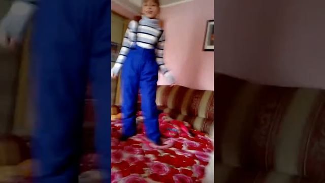 Икс бокс 3? смотреть онлайн