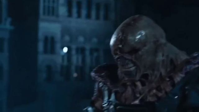 Matthew G. Taylor Scene's as Nemesis from Resident Evil: Apocalypse (2004) смотреть онлайн