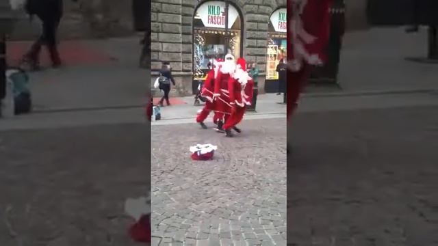 приколы деда мороза смотреть онлайн