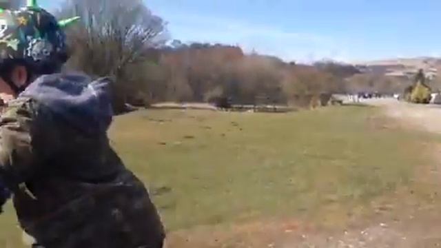 Razor E100 demo смотреть онлайн