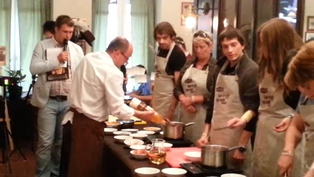 Кулинарный мастер-класс от шеф-повара в ресторане Козловица смотреть онлайн