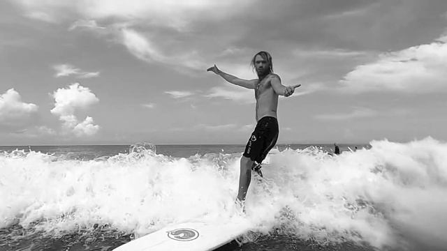 Darth Vader returns – Easy Surf Reloaded смотреть онлайн