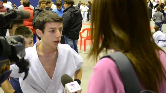 Эдик чемпион смотреть онлайн