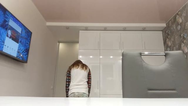 Каролина сняла клип под песню Артема к 1 000 000 смотреть онлайн