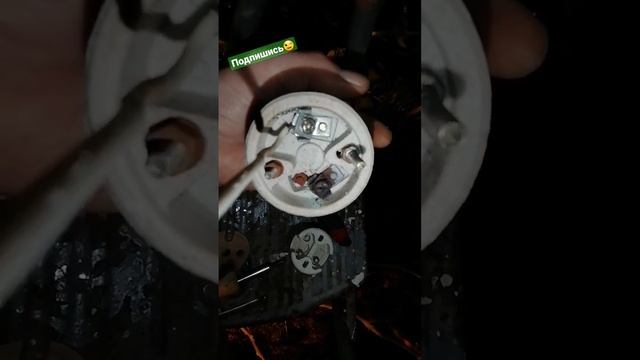 Ремонт светильника,причина неисправности #shorts #садоводство #растения #светильник смотреть онлайн