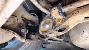 Замена задних рычагов Mitsubishi Lancer X