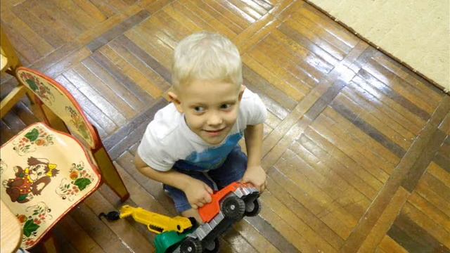 Детский сад №28 "Огонёк", группа "Ягодки" смотреть онлайн