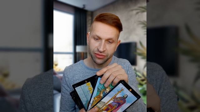 Что нас держит вместе? #таро #гадание #таролюбовьотношения #тароназавтра #советы #брак смотреть онлайн