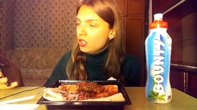 Мукбанг// ЛЮЛЯ - КЕБАБ! Как я училась в школе?! смотреть онлайн