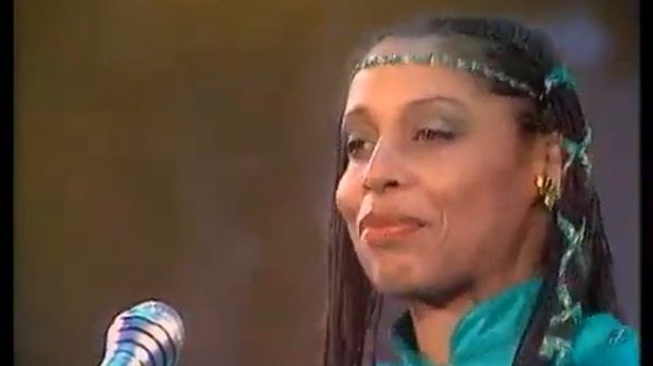 Sharon Brown - I Specialize In Love