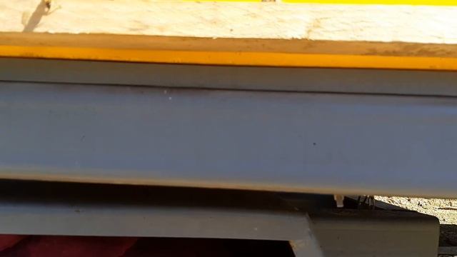 Прицеп с поворотной осью, для пчел, и выкатными рядами! смотреть онлайн