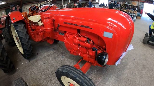 1958 Porsche Diesel Standard Star 219 9-36 1.6 Litre 2-Cyl Diesel Tractor (26 HP) смотреть онлайн