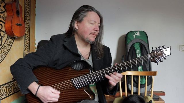 The amazing Emerald acoustic 7 string !! смотреть онлайн