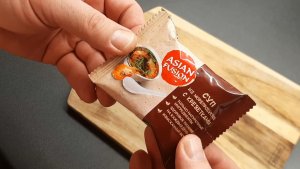 #59 Обзор. «ASIAN FUSION» Суп из морепродуктов с креветками.