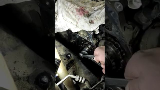 Kia Sorento CRDI снятие шестерни тнвд смотреть онлайн