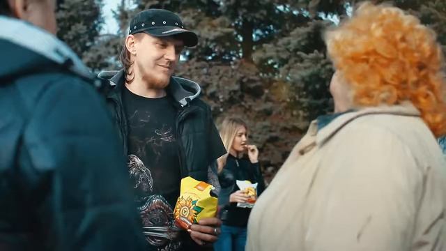 Ролик Деревенские семечки смотреть онлайн