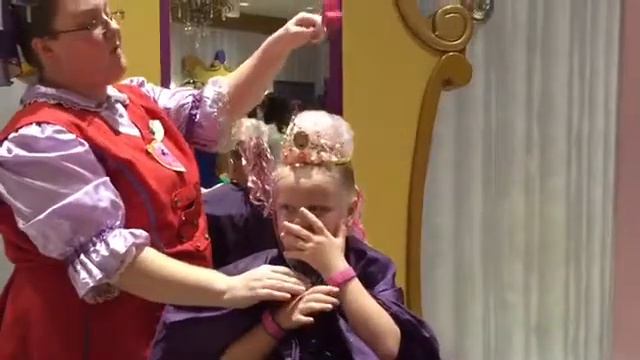 Princess Lily at the Bibbity Bobbity Boutique смотреть онлайн