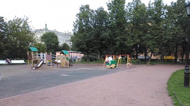 Выгул собак на спортплощадке Городская среда Петербурга смотреть онлайн